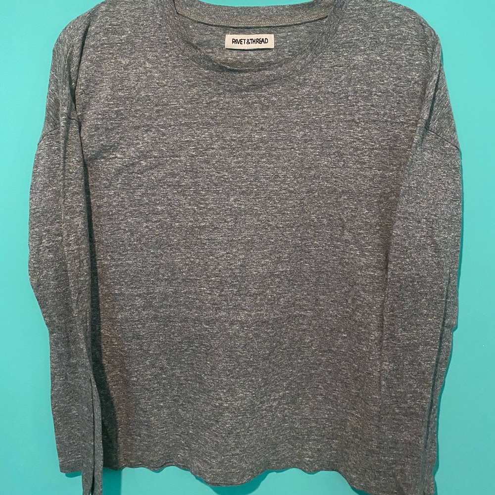 Grey long sleeve